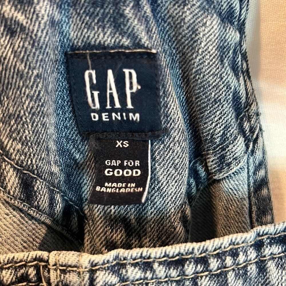 Gap Denim Bib Overalls Washed NWT - Picture 3 of 4